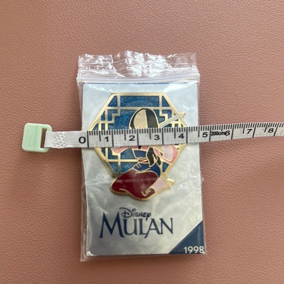 🏰 Disney Store Exclusive Mulan Enamel Trading Pin 1998 - Picture 2 of 4